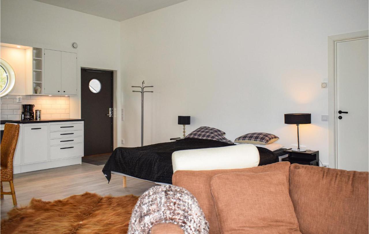 Beautiful Apartment In Lagan With House Sea View Exterior foto
